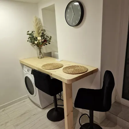 아파트 Urban Chic Living - Old Town, Walk Everywhere 브라티슬라바