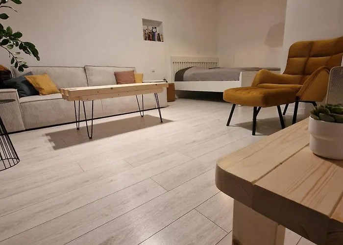 Appartement Urban Chic Living - Old Town, Walk Everywhere Bratislava